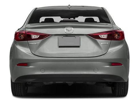 Used 2016 MAZDA MAZDA3 i Grand Touring image 8