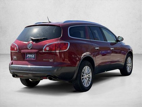 Used 2011 Buick Enclave CXL image 5