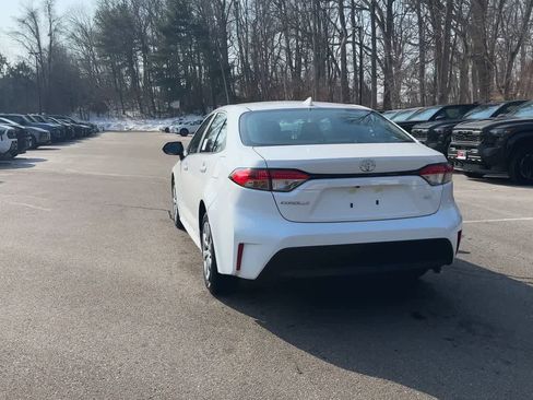 New 2026 Toyota Corolla LE image 7