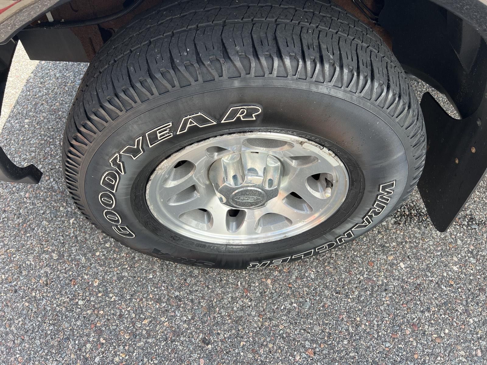 Used 2011 Ford Ranger XLT AWD/4WD image 9