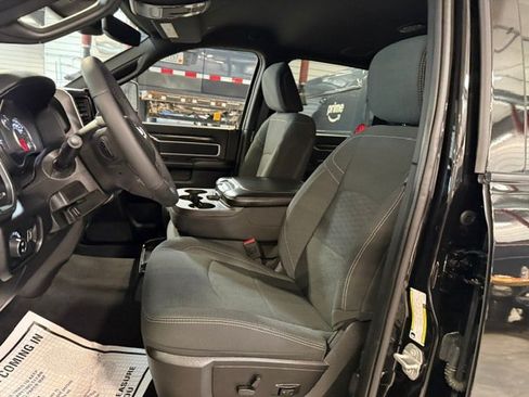 Used 2025 RAM 2500 Big Horn AWD/4WD image 43