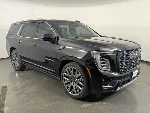Used 2025 GMC Yukon Denali Ultimate image 2