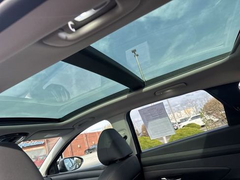 Used 2025 Hyundai Tucson SEL image 18