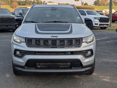 New 2026 Jeep Compass Latitude image 3