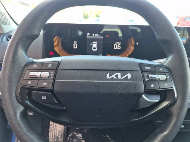 Used 2025 Kia K4 FWD image 21
