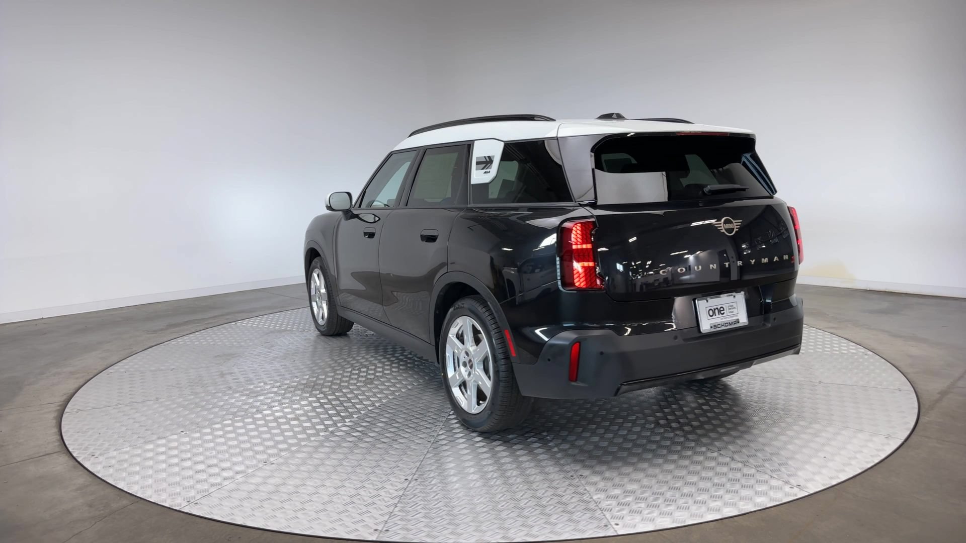 Certified 2025 MINI Cooper Countryman S w/ Comfort Package Max AWD/4WD image 6