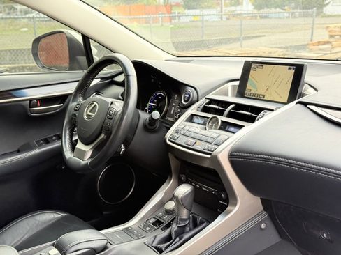 Used 2015 Lexus NX 300h AWD image 16