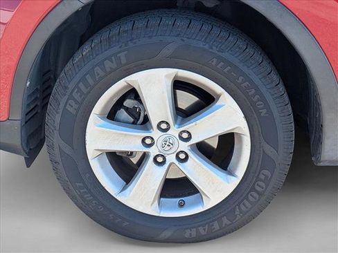 Used 2013 Toyota RAV4 XLE image 10