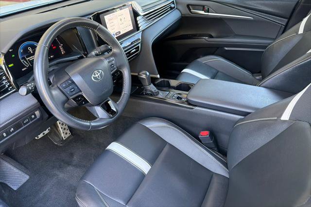 Certified 2025 Toyota Camry SE FWD image 11