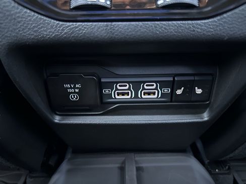 Used 2023 Jeep Grand Cherokee Trailhawk image 13