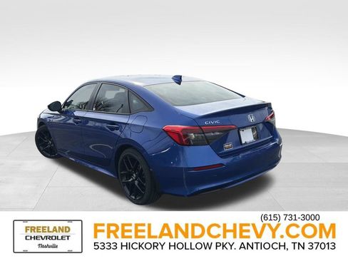 Used 2023 Honda Civic Sport image 5