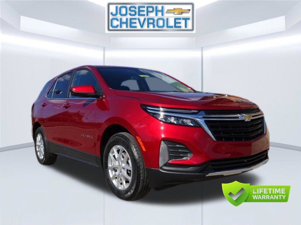 Used 2022 Chevrolet Equinox LT FWD image 2