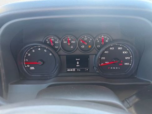 Used 2025 Chevrolet Silverado 2500 Custom w/ Custom Value Package image 19