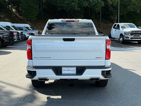 Used 2021 Chevrolet Silverado 1500 RST w/ Z71 Off-Road Package AWD/4WD image 4