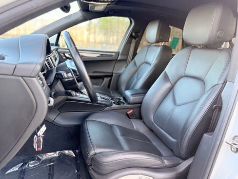 Used 2017 Porsche Macan S image 14