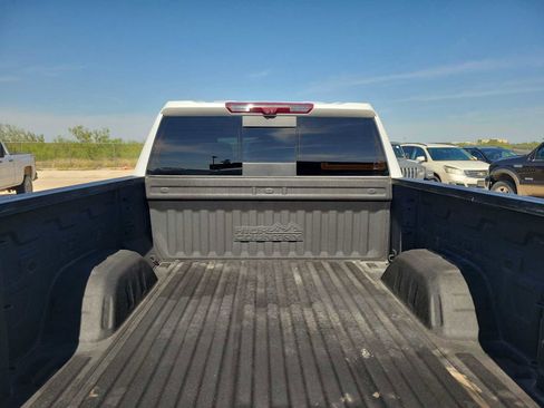 Used 2023 Chevrolet Silverado 1500 High Country w/ Technology Package AWD/4WD image 22