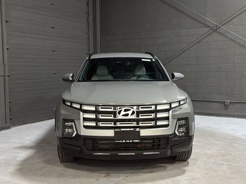Used 2025 Hyundai Santa Cruz SEL AWD/4WD image 2