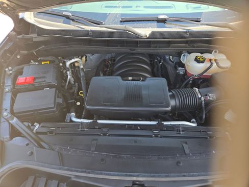 Used 2023 Chevrolet Tahoe Z71 w/ Luxury Package image 25