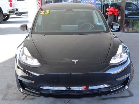 Used 2023 Tesla Model 3 Standard Range image 10