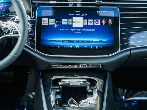 New 2026 Mercedes-Benz E 450 4MATIC Sedan image 21