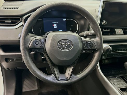 Used 2025 Toyota RAV4 LE image 18