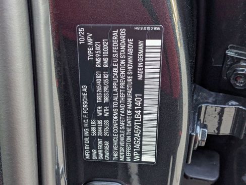 New 2026 Porsche Macan S image 30