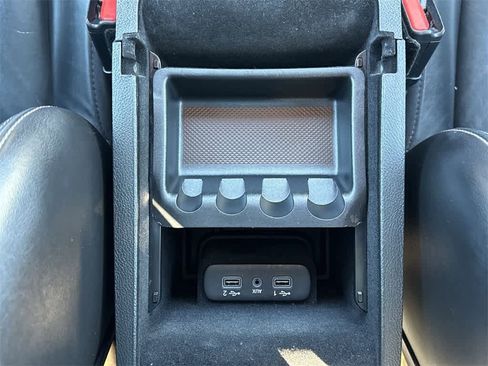 Used 2023 Chrysler 300 S image 21