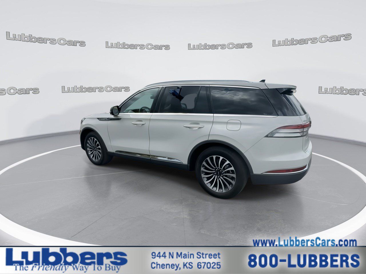 Used 2023 Lincoln Aviator 2WD w/ Premium Package image 6