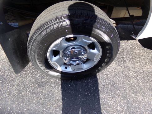 Used 2012 Ford F250 XLT image 43