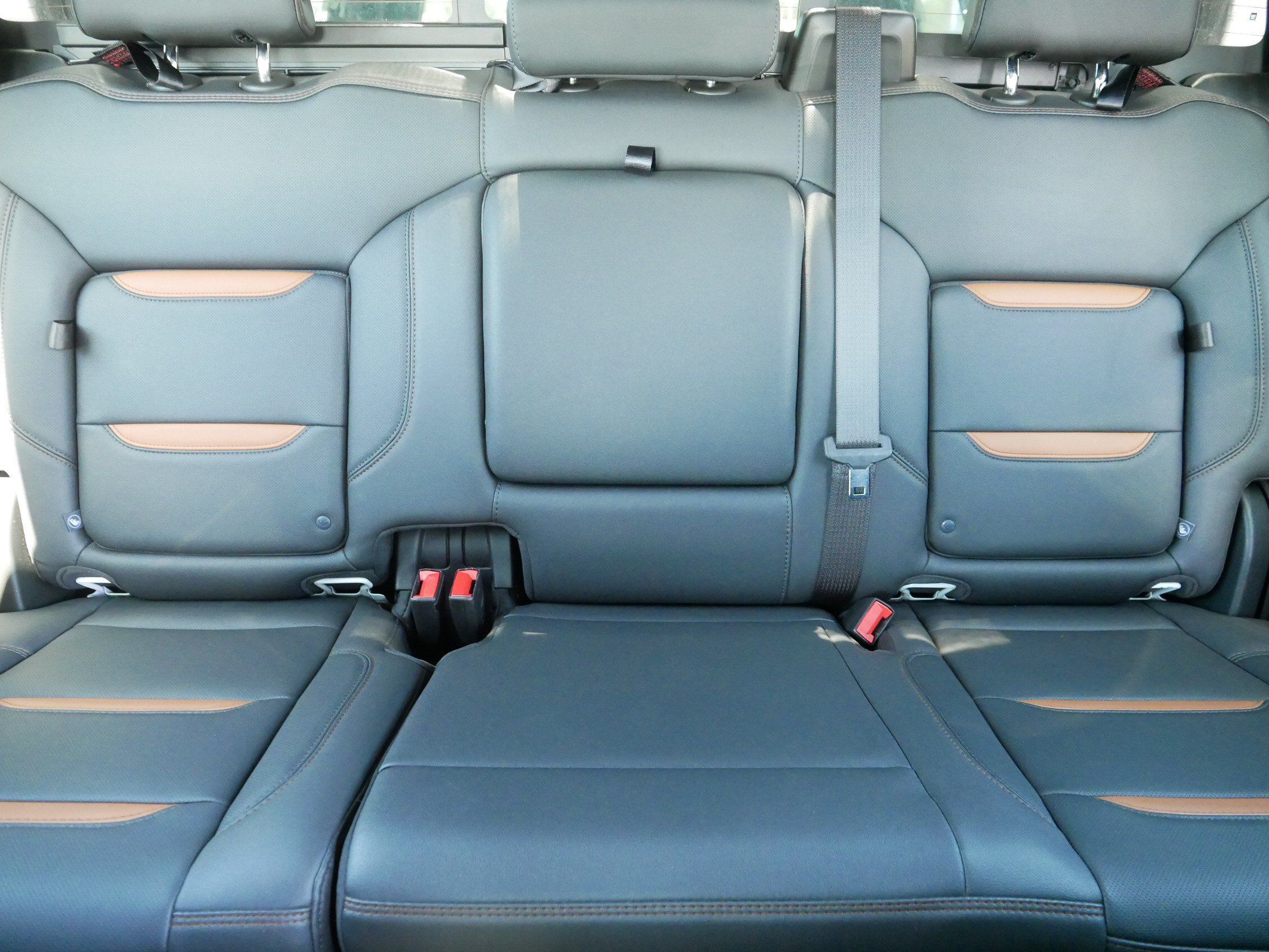 Used 2024 GMC Sierra 2500 AT4 w/ AT4 Premium Plus Package AWD/4WD image 13