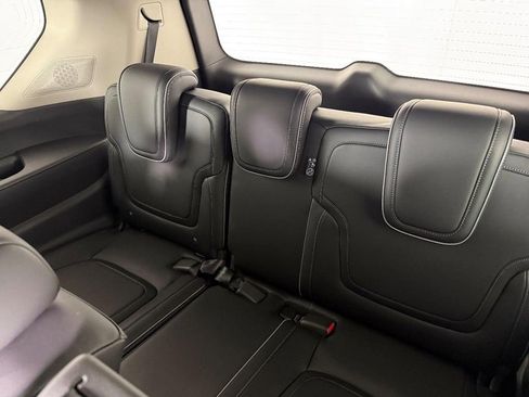 New 2026 INFINITI QX80 Luxe w/ Cargo Package image 15