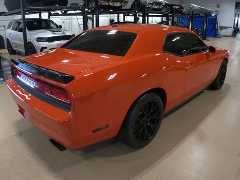 Used 2009 Dodge Challenger R/T image 5