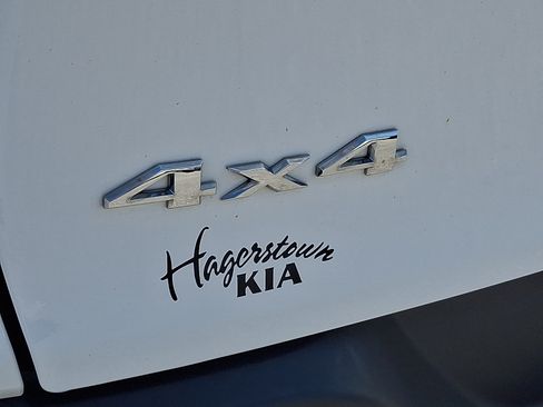 Used 2018 Jeep Cherokee Limited AWD/4WD image 35