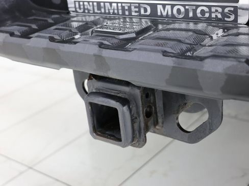 Used 2019 Toyota Tacoma TRD Off-Road image 14