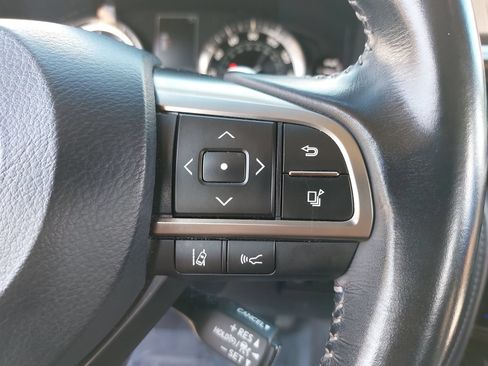 Used 2018 Lexus LX 570 4WD image 19