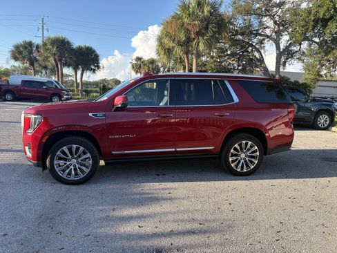 Used 2021 GMC Yukon Denali w/ Denali Ultimate Package RWD image 7