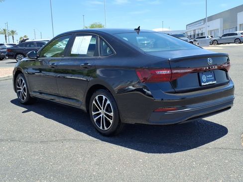 Used 2025 Volkswagen Jetta Sport FWD image 5