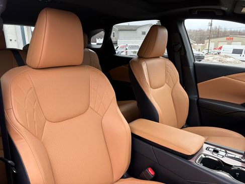 Used 2025 Lexus RX 350 AWD image 18