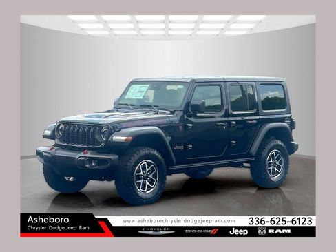 Used 2025 Jeep Wrangler Unlimited Rubicon w/ Dual Top Group AWD/4WD image 1
