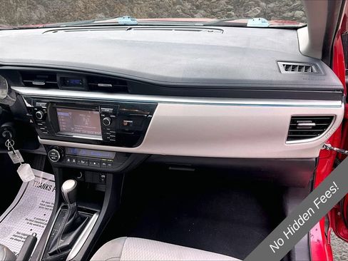 Used 2014 Toyota Corolla LE FWD image 13