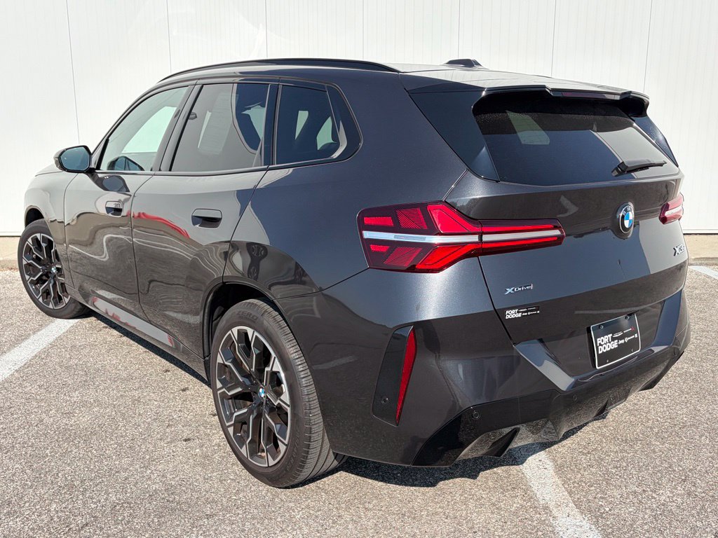 Used 2025 BMW X3 xDrive30i w/ Premium Package AWD/4WD image 5