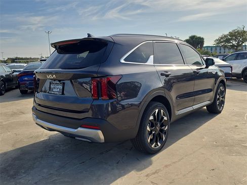 New 2026 Kia Sorento EX image 8