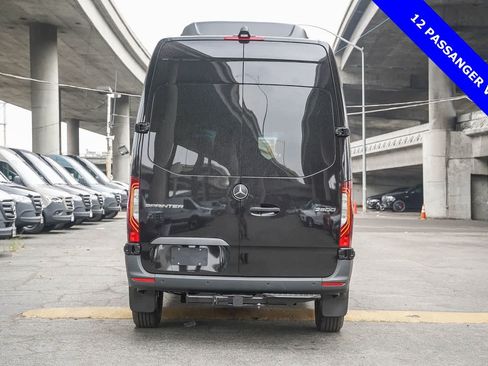 Used 2024 Mercedes-Benz Sprinter 2500 image 7