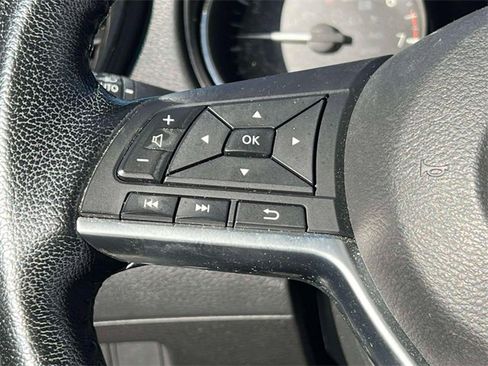 Used 2022 Nissan Rogue Sport SL image 21