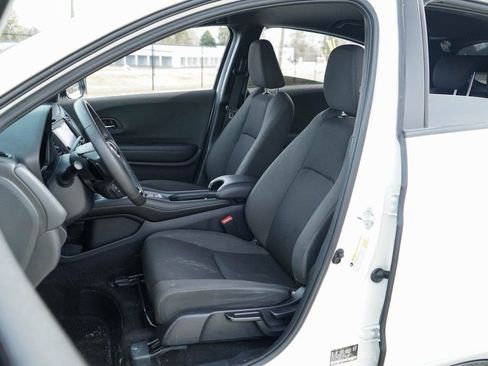 Used 2022 Honda HR-V Sport image 7