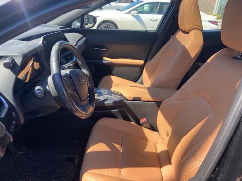 Used 2023 Lexus UX 250h FWD w/ Accessory Package (Z2) image 2