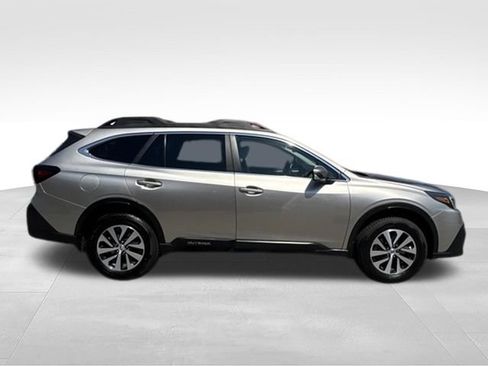 Used 2020 Subaru Outback Premium AWD/4WD image 8
