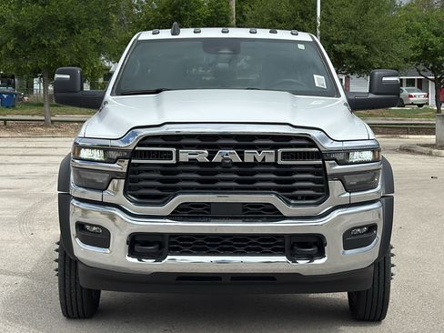 New 2026 RAM 5500 Tradesman w/ Chrome Appearance Group image 8