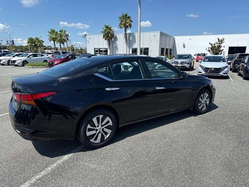 New 2025 Nissan Altima 2.5 S image 4