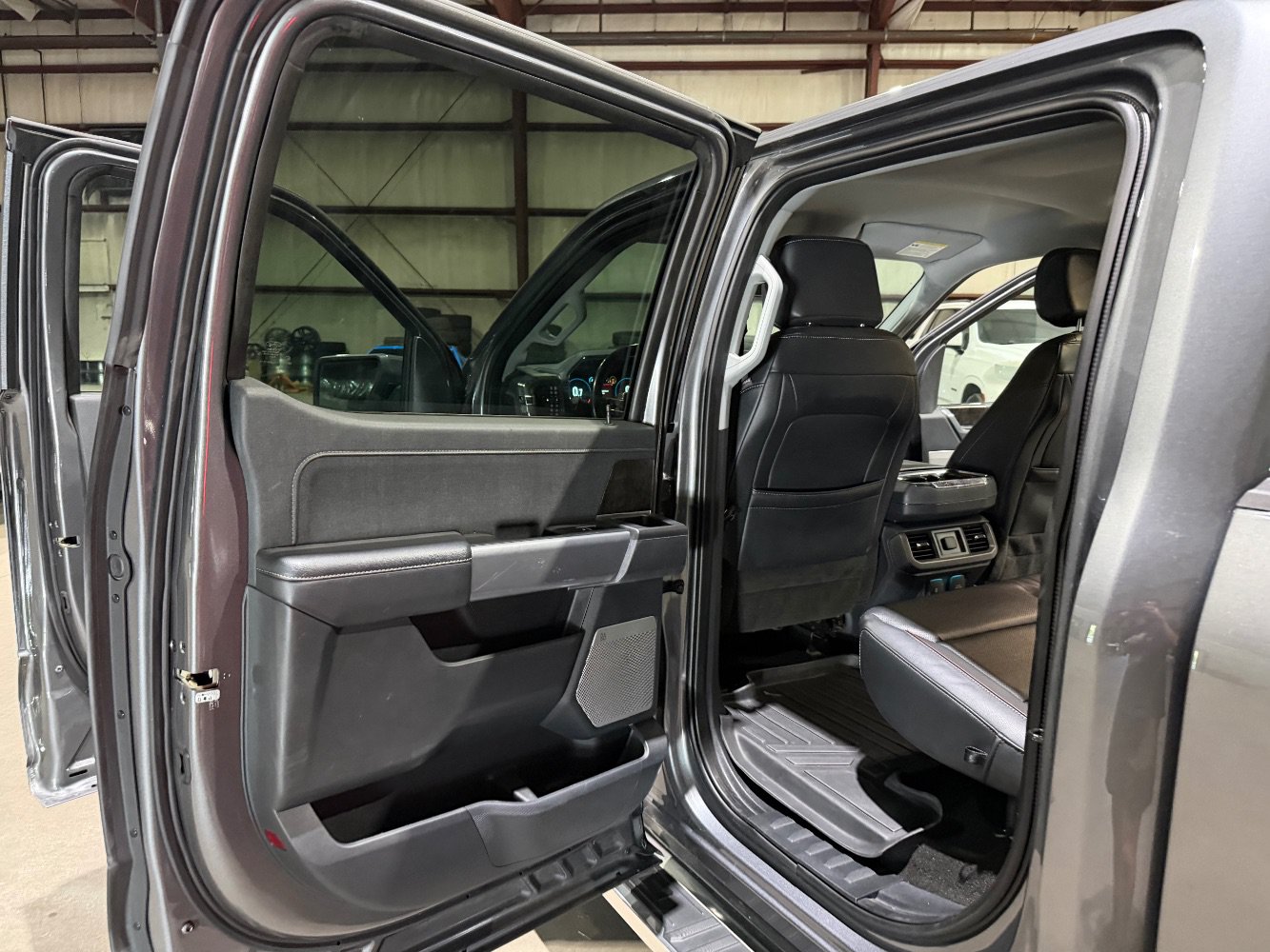 Used 2022 Ford F150 Lariat AWD/4WD image 15